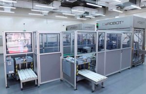 നമ്പർപ്ലേറ്റുകൾക്ക് ദുബായിൽ റോബോട്ടിക്ക് സംവിധാനം!