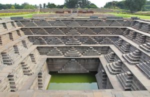 “ചരിത്രശേഷിപ്പുകളുടെ ഹംപിയിലേക്ക് ഒറ്റക്ക് ഒരു ബൈക്ക് യാത്ര “