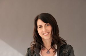 വിവാഹ മോചനം: മാക്കെൻസി നമ്പർ വൺ ധനികയാവും.