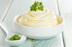 മയൊണൈസ് രണ്ട് മിനിറ്റിൽ വീട്ടിൽ തയ്യാറാക്കാം….