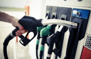 പെട്രോൾ പമ്പുകളിൽ ഈ സേവനങ്ങൾ നിങ്ങൾക്ക് ലഭിക്കുന്നുണ്ടോ?