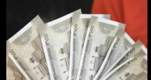 പ്രവാസികൾക്കാശ്വാസമായി അക്കൗണ്ടിലെത്തും ആ അയ്യായിരം രൂപ