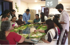 ”മാതാപിതാക്കളോട് മക്കൾക്കുള്ള കരുതലിന്റെ ഓണം”: ജീത്തു ജോസഫിന്റെ ഓണച്ചിത്രങ്ങൾ കാണാം