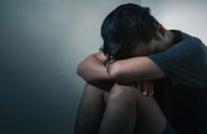 തല നിറച്ചും നെഗറ്റീവ് ചിന്തകളാണോ? പെട്ടെന്ന് തന്നെ അല്ഷിമേഴ്സിന് കീഴടങ്ങേണ്ടി വരും