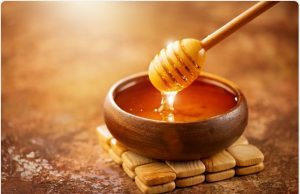 തേന് പനിക്കും ചുമയ്ക്കും മരുന്നാണെന്ന് പഠനം: തല്ക്കാലം ആന്റിബയോട്ടിക്കുകളോട് വിട പറയാം