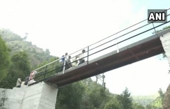 സ്വാതന്ത്ര്യം കിട്ടിയതിന് ശേഷം ആദ്യം നിര്മ്മിക്കുന്ന പാലം; പുറംലോകം കാണാന് വഴി ലഭിച്ച സന്തോഷത്തില് ഒരു ഗ്രാമം