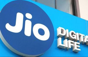 ജിയോ ഉപയോക്താക്കള്ക്ക് ഇനി വിമാനത്തില് ഫോണ് ചെയ്യാം, ഇന്റര്നെറ്റും ഉപയോഗിക്കാം