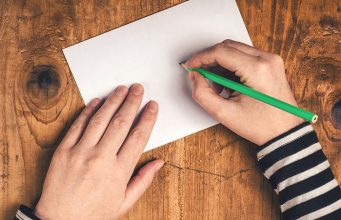 പ്രായം പലപ്പോഴും നമ്പര് മാത്രമാകും: അമ്പത്തിനാലാം വയസില് ടെലിവിഷന് പ്രൊഡക്ഷന് കോഴ്സിന് ചേര്ന്ന നിശ്ചയദാര്ഢ്യം