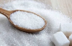 തോട്ടത്തിലെ കളകളെ നശിപ്പിക്കാന് പഞ്ചസാര: ഉപയോഗിക്കേണ്ടതിങ്ങനെ