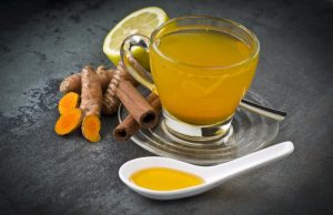 എന്നും മഞ്ഞള് ചേര്ത്ത വെള്ളം കുടിക്കണം എന്ന് പറയുന്നത് വെറുതെയല്ല; കാരണങ്ങളിതാ!!!