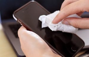 കറന്സി നോട്ടിലും മൊബൈലിലും കൊറോണ വൈറസ് 28 ദിവസം വരെ നിലനില്ക്കും: കോട്ടണ് തുണികളില് 4 ദിവസം, പഠനം