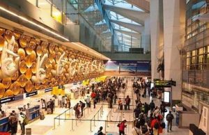 വിമാനയാത്രക്കാര്ക്ക് വിര്ച്വല് റിയാലിറ്റി ഷോ ആസ്വദിക്കാം; ഈ സൗകര്യം ഇന്ത്യന് വിമാനത്താവളത്തില്