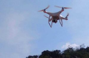 മാസ്ക് ധരിക്കുന്നുണ്ടോയെന്ന് നോക്കാന് ഡ്രോണ് കാമറ: കര്ശന നിര്ദേശവുമായി ഹൈക്കോടതി