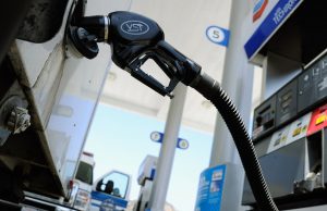 ഇന്ധന നികുതി കൂടും!!: കോവിഡ് സെസ് പ്രഖ്യാപിക്കാനൊരുങ്ങി കേന്ദ്രസര്ക്കാര്