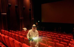 തിയേറ്ററുകളിൽ 50% ആളുകൾ മതിയെന്ന് സംസ്ഥാനം