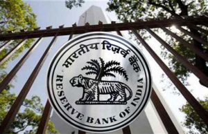 100, 10, 5 രൂപയുടെ നോട്ടുകള് നിരോധിക്കുമോ? വിശദീകരണവുമായി റിസര്വ് ബാങ്ക്