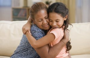 സ്നേഹത്തില് മുറുകെയൊന്ന് കെട്ടിപ്പിടിക്കൂ..; ഹഗ് ഡേ ആഘോഷിക്കുന്നത് വെറുതെയല്ല