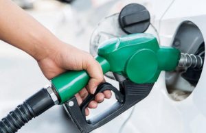 കേരളത്തിലെ പമ്പുകളില് എഥനോള് ചേര്ത്ത പെട്രോള്; വെള്ളത്തെ സൂക്ഷിക്കണം, മുന്നറിയിപ്പ്