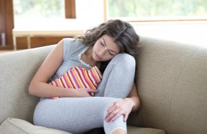 സ്ത്രീകളുടെ ശ്രദ്ധയ്ക്ക്; പിഎംഎസിനെ മറികടക്കാന് ചെയ്യേണ്ട കാര്യങ്ങളും കഴിക്കേണ്ട ആഹാരവും