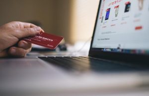 ഡെബിറ്റ് കാര്ഡുമായി കേരള ഫിനാന്ഷ്യല് കോര്പ്പറേഷന്; സര്ക്കാര് മേഖലയില് ഇതാദ്യം