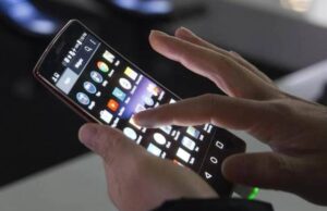 ഗൂഗിളിനും ആപ് സ്റ്റോറിനും ബദല് സംവിധാനവുമായി കേന്ദ്രസര്ക്കാര്; ഇന്ത്യയ്ക്ക് വേണ്ടിയൊരു പ്ലേസ്റ്റോര്