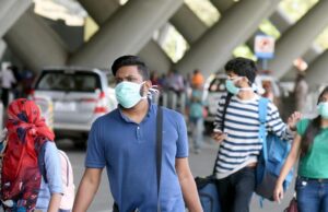 ഒരു കോവിഡ് രോഗിയില് നിന്ന് 406 പേര്ക്ക് വരെ രോഗം പകരാം; മുന്നറിയിപ്പ് നല്കി കേന്ദ്രസര്ക്കാര്