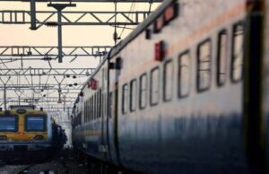 ഇനി രാത്രി ചാര്ജിങ് ഇല്ല; മൊബൈല് ഫോണ്, ലാപ്ടോപ് രാത്രി ചാര്ജിങ് അനുവദിക്കില്ലെന്ന് റെയില്വേ