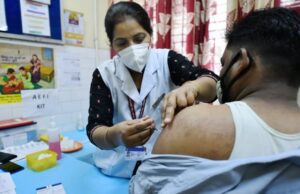 ഇന്ന് മുതല് സ്പോട്ട് രജിസ്ട്രേഷന് ഇല്ല, ഓണ്ലൈന് വഴി രജിസ്റ്റര് ചെയ്തവര്ക്ക് മാത്രം വാക്സിന്; പുതിയ നിര്ദേശങ്ങള് അറിയാം