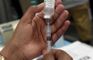 ഒരു ഡോസ് വാക്സിന് സ്വീകരിച്ചവര്ക്ക് 82 ശതമാനം മരണത്തെ പ്രതിരോധിക്കാനാകുമെന്ന് റിപ്പോര്ട്ട്