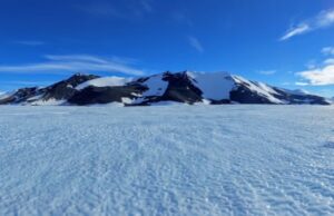 അന്റാര്ട്ടിക്കയില് താപനില ഉയരുന്നു; ഭീതിയോടെ ലോകം