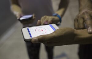 ഇത്തരം ആപ്പുകള് ഡൗണ്ലോഡ് ചെയ്യരുത്, പണം നഷ്ടപ്പെടും; എസ്ബിഐയുടെ മുന്നറിയിപ്പ്