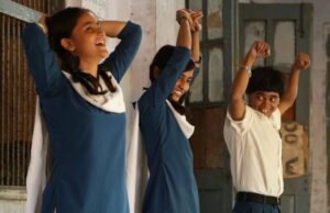 രാജ്യത്തെ സ്കൂളുകള് തുറക്കുന്നു; അധ്യാപകരുടെ വാക്സിനേഷന് വേഗത്തിലാക്കും