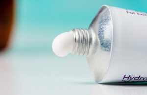 ഫംഗസിനും മുഖക്കുരുവിനും സ്വയം ചികിത്സയാണോ?; മരുന്നുകളിലെ സ്റ്റിറോയ്ഡ് സാന്നിധ്യം വില്ലനാകും