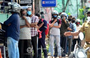 മദ്യം വാങ്ങാന് ആര്ടിപിസിആര് അഥവാ വാക്സിന് സര്ട്ടിഫിക്കറ്റ് നിര്ബന്ധം