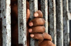 വനിത തടവുകാരുടെ ഡ്രസ്കോഡ് മാറാന് സാധ്യത; വെള്ള വസ്ത്രത്തിനു പകരം നൈറ്റി അല്ലെങ്കില് ചുരിദാര്