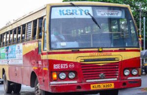 കെഎസ്ആര്ടിസി ആളുകള്ക്ക് വായിക്കാന് കഴിയുന്ന ടിക്കറ്റുകള് നല്കണം; യാത്രക്കാരന് ബുദ്ധിമുട്ട് നേരിട്ടാല് പണം മടക്കി നല്കണം