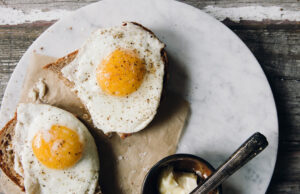 പ്രഭാതഭക്ഷണം ഏറെ പ്രധാനം; പ്രാതലില് ഉള്പ്പെടുത്തേണ്ട ഭക്ഷണങ്ങള് അറിയാം