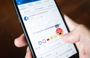 ഫേസ്ബുക്ക് അക്കൗണ്ടിലൂടെ തോന്നിയത് വിളിച്ച് പറഞ്ഞാല് പണികിട്ടും