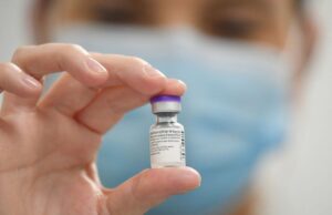 ഫൈസറിന്റെ ഒമൈക്രോണ് പ്രതിരോധ വാക്സിന് മാര്ച്ചില് തയാറാവും; റിപ്പോര്ട്ട്