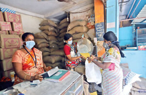 റേഷന് കടകളുടെ പ്രവര്ത്തന സമയം കൂട്ടി; ഇന്ന് മുതല് പുതിയ സമയക്രമം