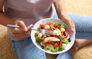 മഞ്ഞുകാലമായില്ലേ, ആഹാരത്തില് ചില മാറ്റങ്ങള് വരുത്താം