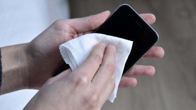 Cleaning of the phone