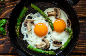 ചീത്ത കൊളസ്ട്രോള് കുറയ്ക്കണോ?; ചില ഭക്ഷണങ്ങള് കഴിച്ചാല് മതി