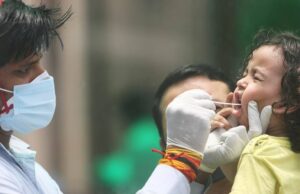 എല്ലാവര്ക്കും ചികിത്സ ഉറപ്പാക്കുമെന്ന് ആരോഗ്യവകുപ്പ്; മൂന്നാം തരംഗത്തെ പിടിച്ച് കെട്ടാന് മള്ട്ടി മോഡല് ആക്ഷന് പ്ലാന്