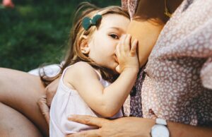 മുലയൂട്ടുന്ന സ്ത്രീയുടെ ചിത്രം എടുത്താല് ജയില് ശിക്ഷ