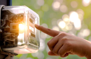 കാലവര്ഷം ആരംഭിച്ചതോടെ കെഎസ്ഇബിയുടെ മുന്നറിയിപ്പ്.