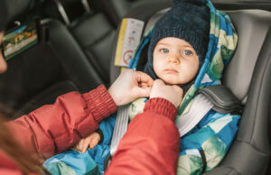 കാറില് കുട്ടികളുമായി യാത്ര ചെയ്യാറുണ്ടോ?; ചൈല്ഡ് സീറ്റ് നിര്ബന്ധം, കാരണമിതാണ്