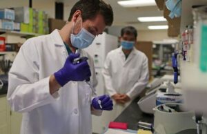 ഡെങ്കിപ്പനിക്കെതിരെ ഇന്ത്യയില് നിര്മ്മിക്കുന്ന ആദ്യ വാക്സിന്റെ ഒന്നാം ഘട്ട ക്ലിനിക്കല് പരീക്ഷണത്തിന് അനുമതി ലഭിച്ചു