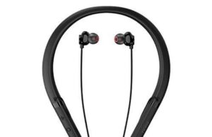 ചെവിയുടെ ആരോഗ്യം തകർക്കും വില്ലൻ. ഇയർ ഫോൺ ഉപയോഗിക്കുന്നവർ അറിയാൻ