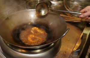 എണ്ണ വീണ്ടും വീണ്ടും ചൂടാക്കല്ലേ… രോഗങ്ങൾ പിറകെയെത്തും